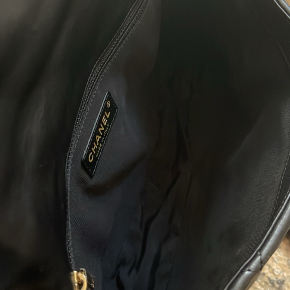 Chanel Rare All Over Me Single Flap Shoulder Bag - Picture 7 of 11